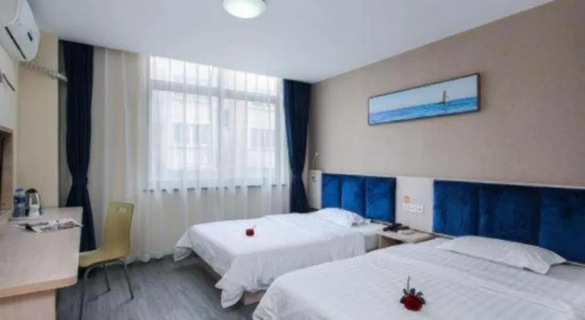 Bed in 7 Days Inn Zhenjiang Jiangsu University