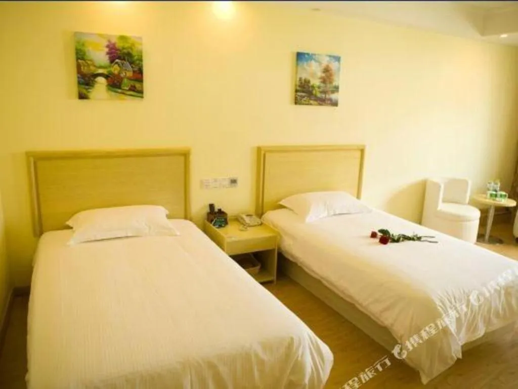 Bed in GreenTree Inn Xiangshan Transportation Center Bai Hua Road