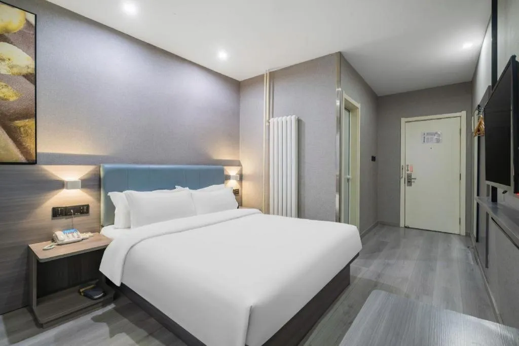 Bed in 7 Days Inn Tianjin Railway Station