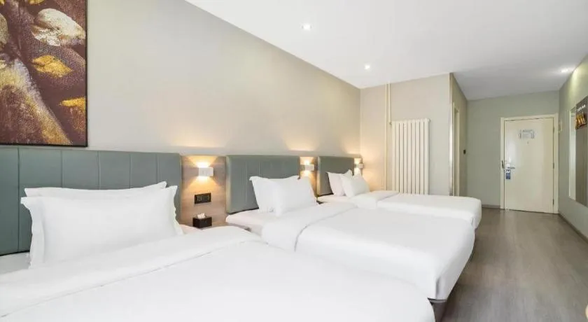 Bed in 7 Days Inn Tianjin Railway Station