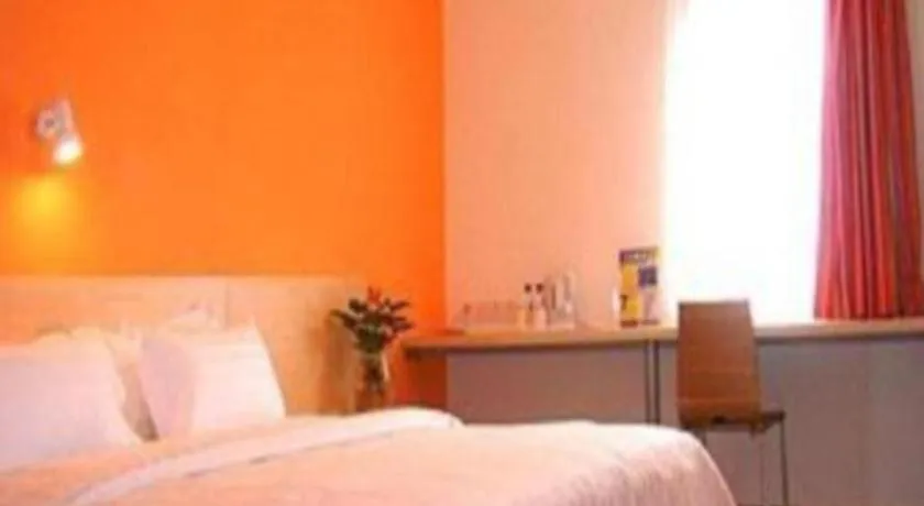 Bed in 7 Days Inn Panzhihua Fenghuang Plaza