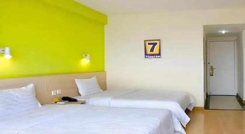 Bed in 7 Days Inn Zhuzhou Changjiang Square
