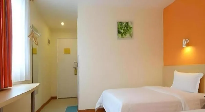 Bed in 7 Days Inn Zhuzhou Changjiang Square