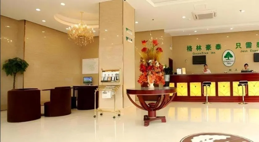 GreenTree Inn Anhui Fuyang Funan East Huaihe Road Express Hotel