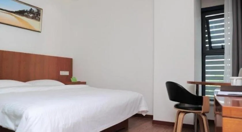 Bed in Vatica Shanghai Jiading District Anting Metro Station Moyu Road Hotel