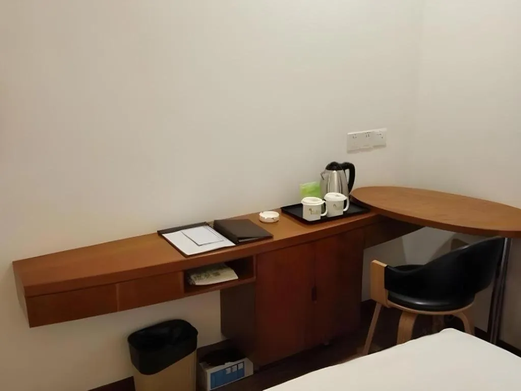 Vatica Shanghai Jiading District Anting Metro Station Moyu Road Hotel