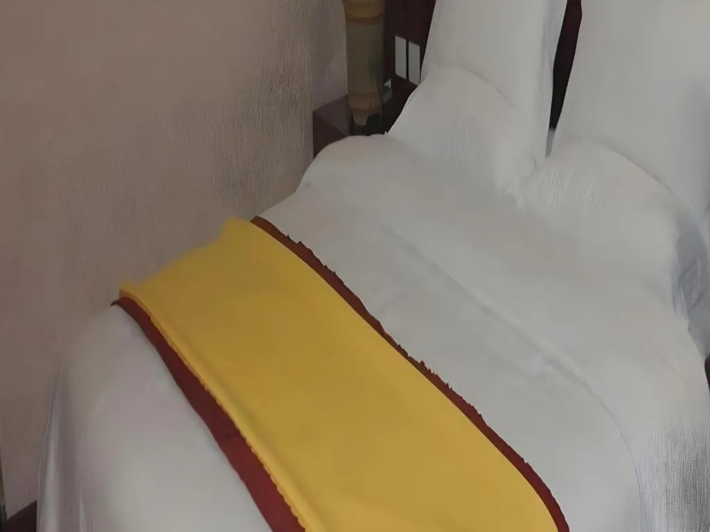 Bed in GreenTree Alliance Gansu Longnan Beishan East Road Hotel