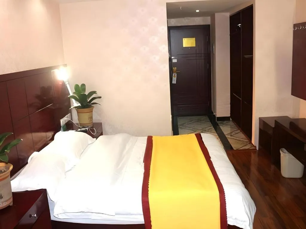 Bed in GreenTree Alliance Gansu Longnan Beishan East Road Hotel