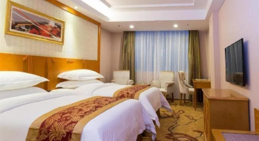 Bed in Vienna Hotel Guangzhou Luochongwei Bus Station Branch
