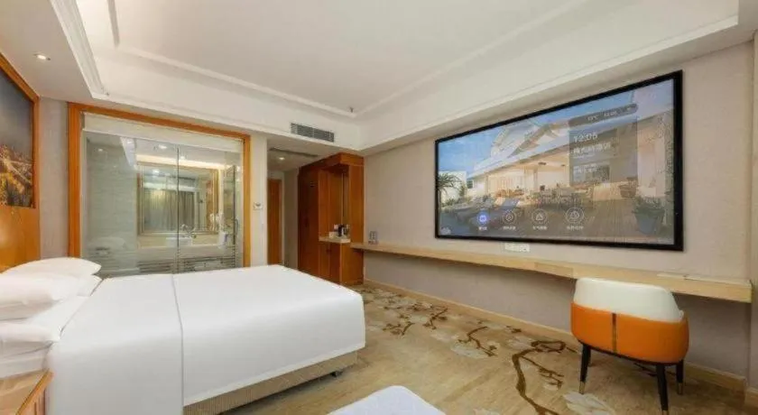 Bed in Vienna Hotel Guangzhou Luochongwei Bus Station Branch