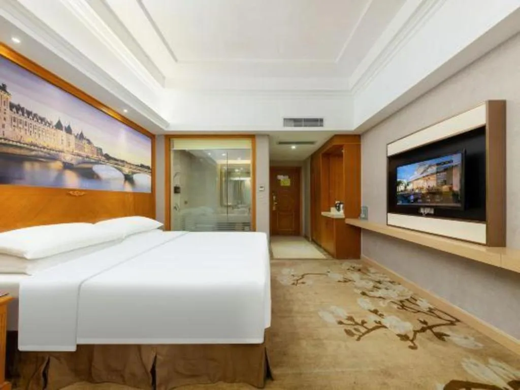 Bed in Vienna Hotel Guangzhou Luochongwei Bus Station Branch