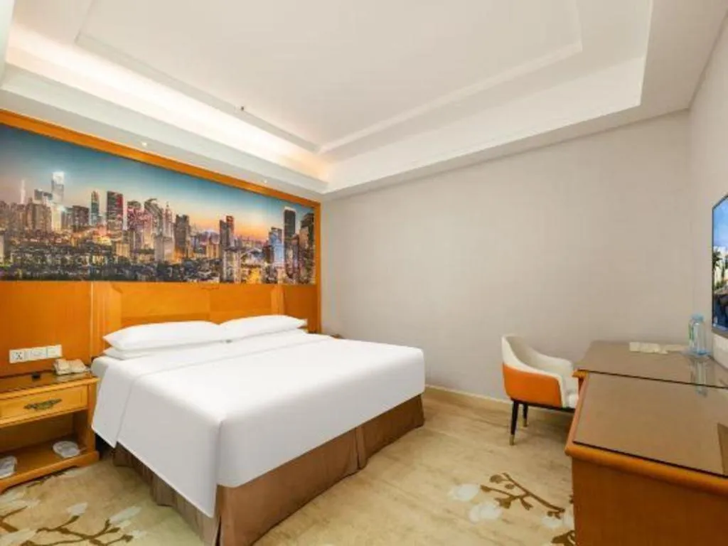 Bed in Vienna Hotel Guangzhou Luochongwei Bus Station Branch