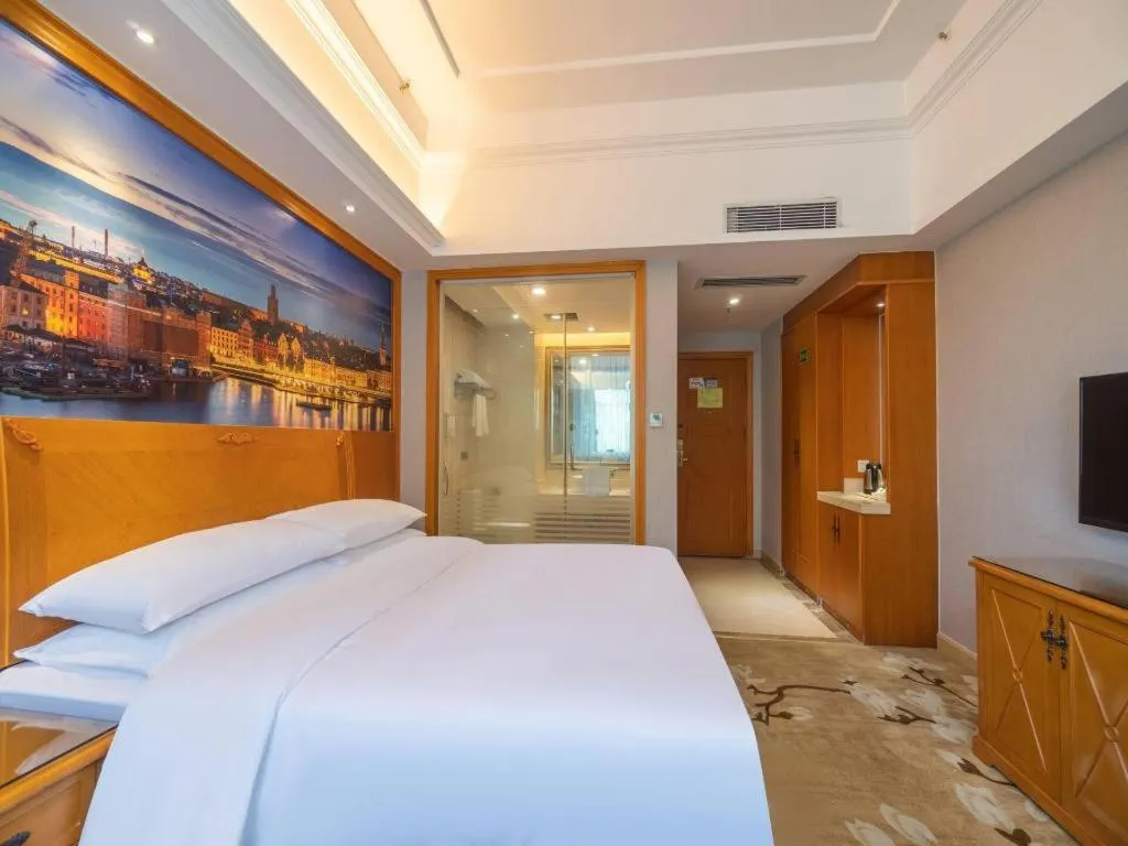 Bed in Vienna Hotel Guangzhou Luochongwei Bus Station Branch