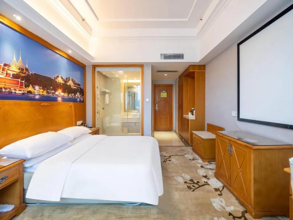 Bed in Vienna Hotel Guangzhou Luochongwei Bus Station Branch