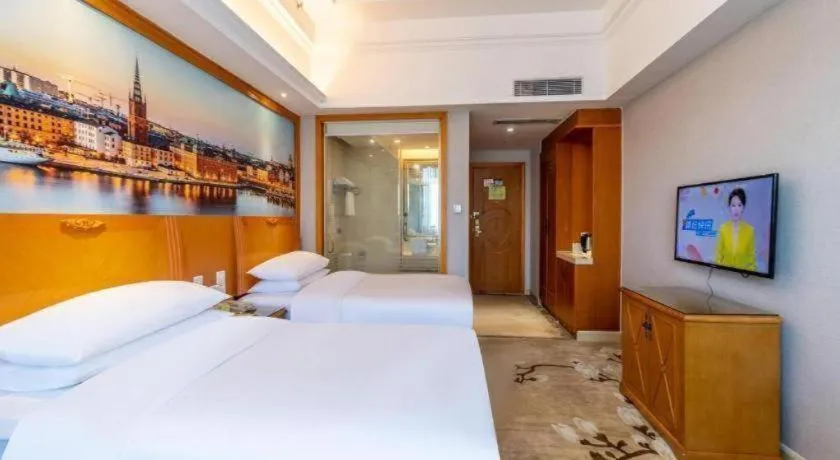 Bed in Vienna Hotel Guangzhou Luochongwei Bus Station Branch