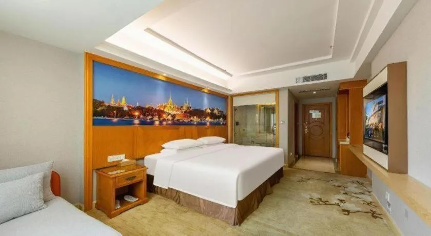 Bed in Vienna Hotel Guangzhou Luochongwei Bus Station Branch