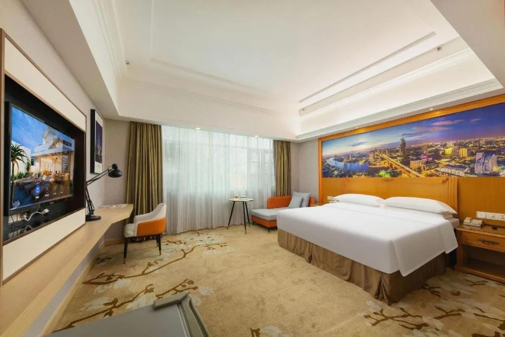 Bed in Vienna Hotel Guangzhou Luochongwei Bus Station Branch