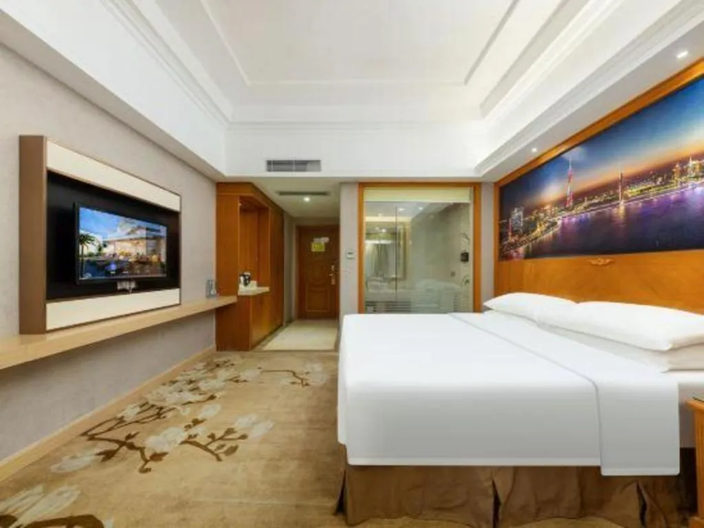 Bed in Vienna Hotel Guangzhou Luochongwei Bus Station Branch