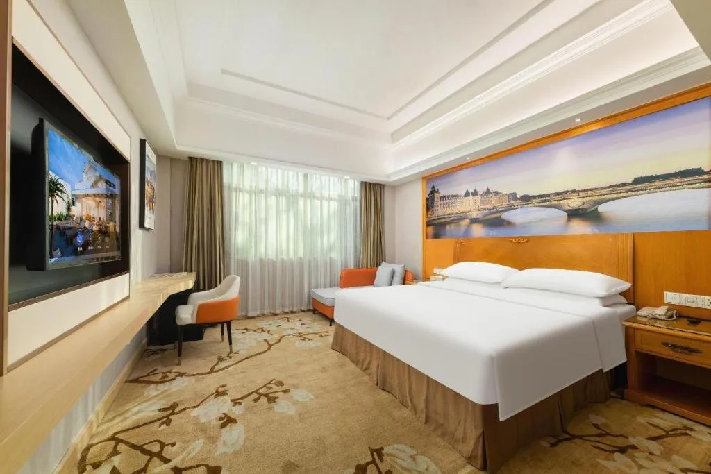 Bed in Vienna Hotel Guangzhou Luochongwei Bus Station Branch