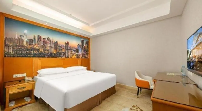 Bed in Vienna Hotel Guangzhou Luochongwei Bus Station Branch