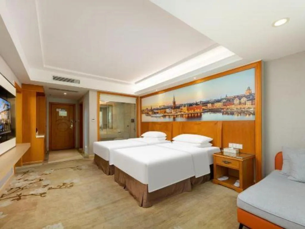 Bed in Vienna Hotel Guangzhou Luochongwei Bus Station Branch