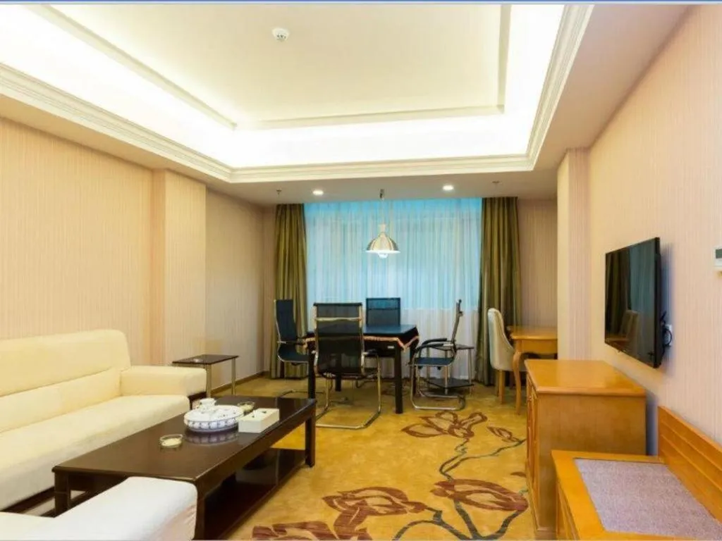 Vienna Hotel Guangzhou Luochongwei Bus Station Branch