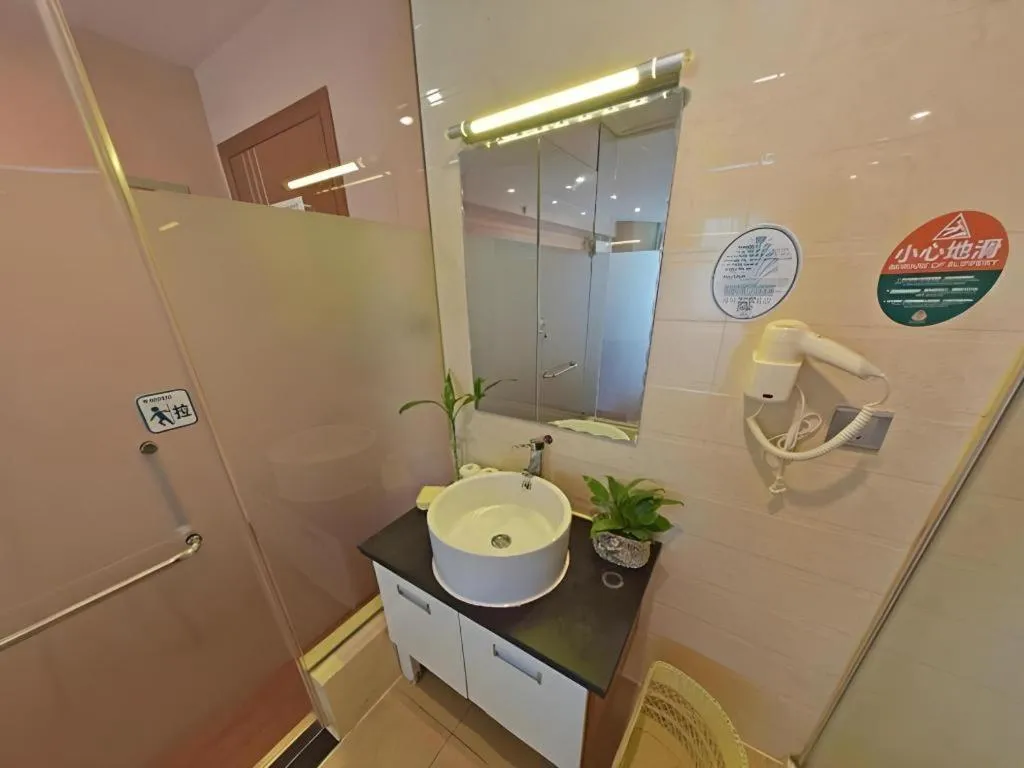 GreenTree Alliance Jiangsu Yangzhou Hanjiang Middle Road Libao Square Hotel