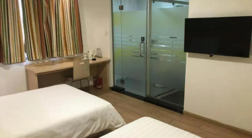 Bed in 7 Days Inn Tianjin Ancient Cultural Street Jinshiqiao Metro Station
