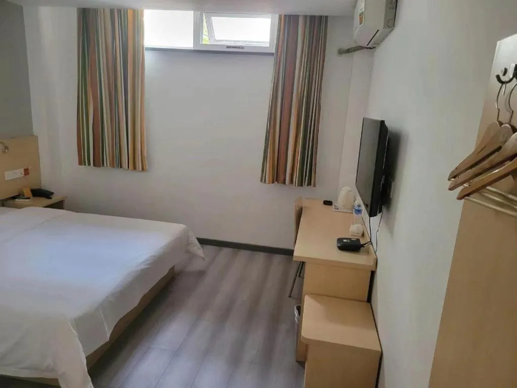 Bed in 7 Days Inn Tianjin Ancient Cultural Street Jinshiqiao Metro Station