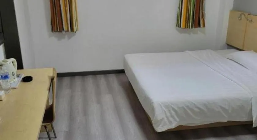 Bed in 7 Days Inn Tianjin Ancient Cultural Street Jinshiqiao Metro Station