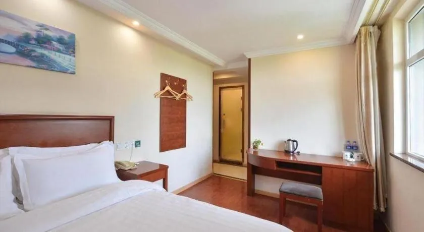 Bed in GreenTree Inn Nanjing Forestry University National Exhibition Center Express Hotel