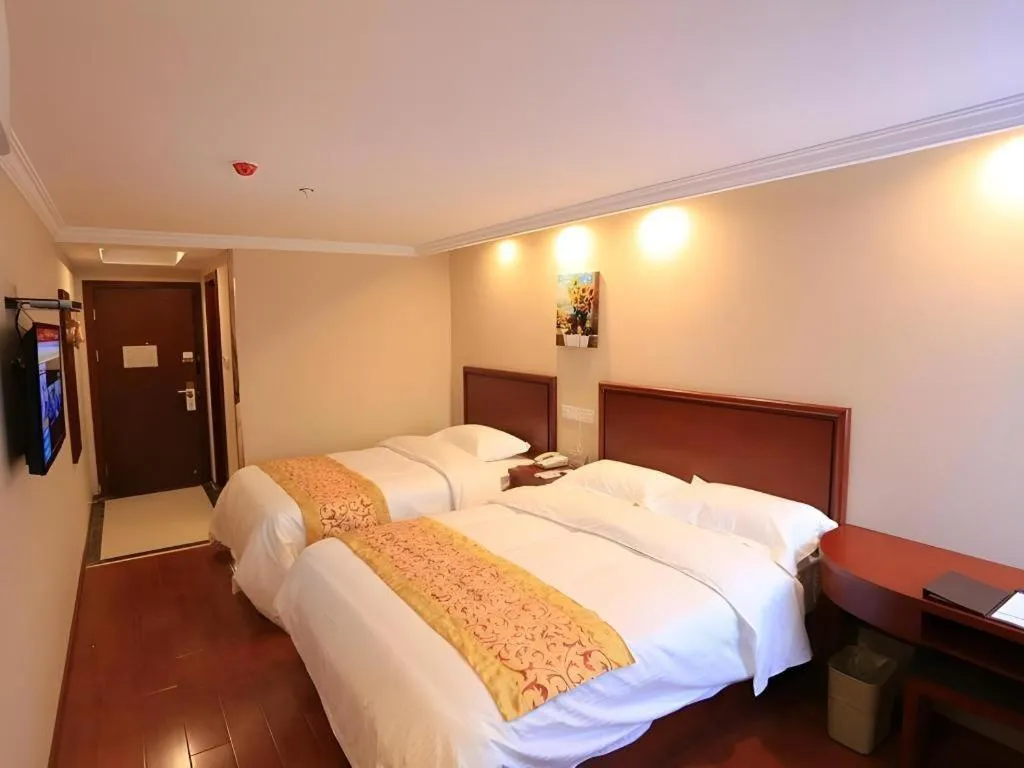 Bed in GreenTree Inn Nanjing Forestry University National Exhibition Center Express Hotel