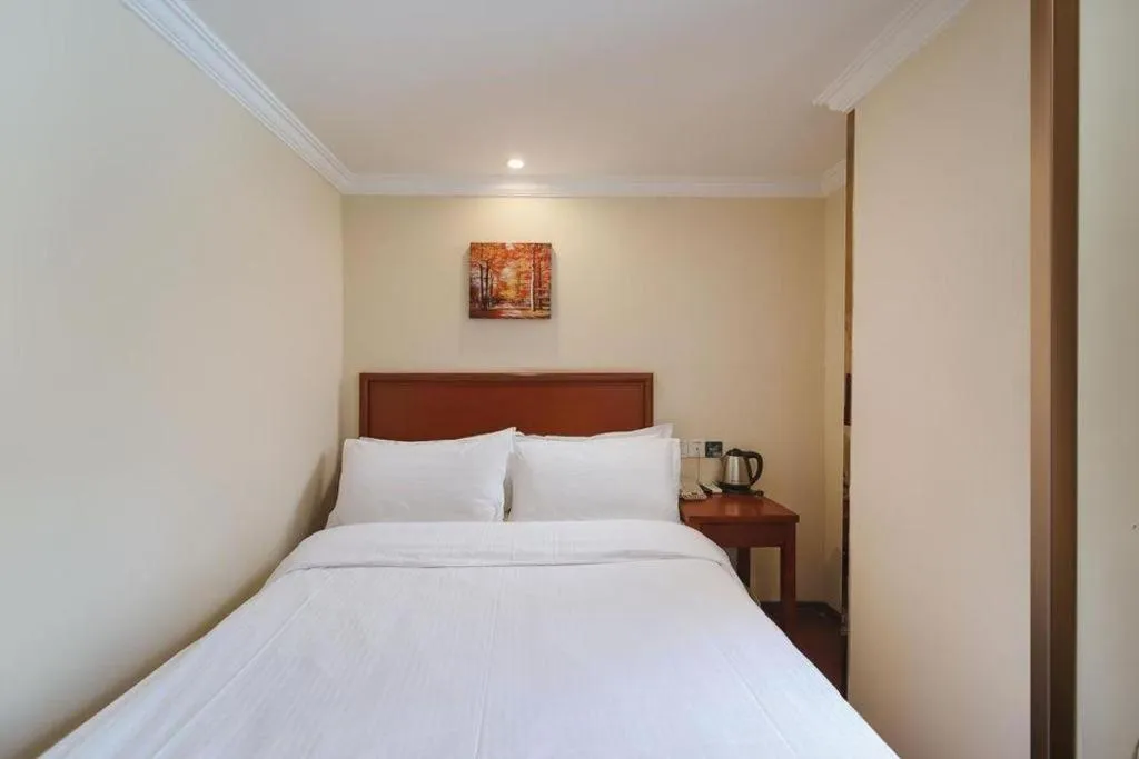 Bed in GreenTree Inn Nanjing Forestry University National Exhibition Center Express Hotel