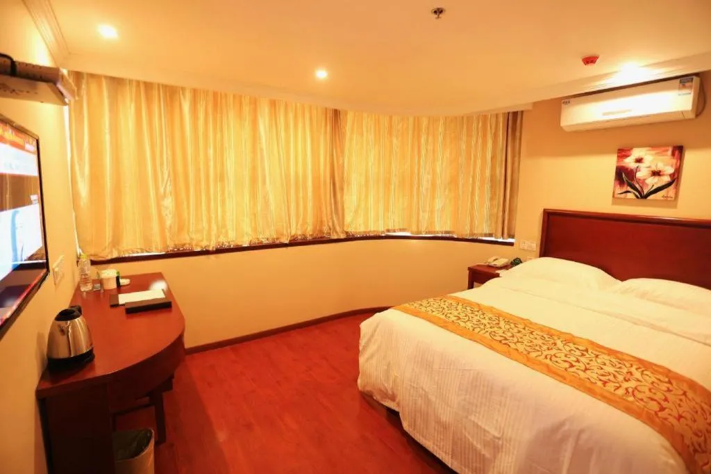 Bed in GreenTree Inn Nanjing Forestry University National Exhibition Center Express Hotel