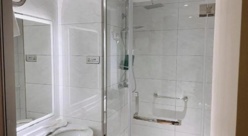 Magnotel Business Xuzhou Feng County Bus Station