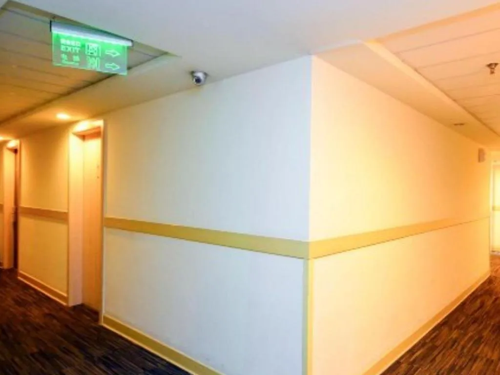 Magnotel Business Xuzhou Feng County Bus Station