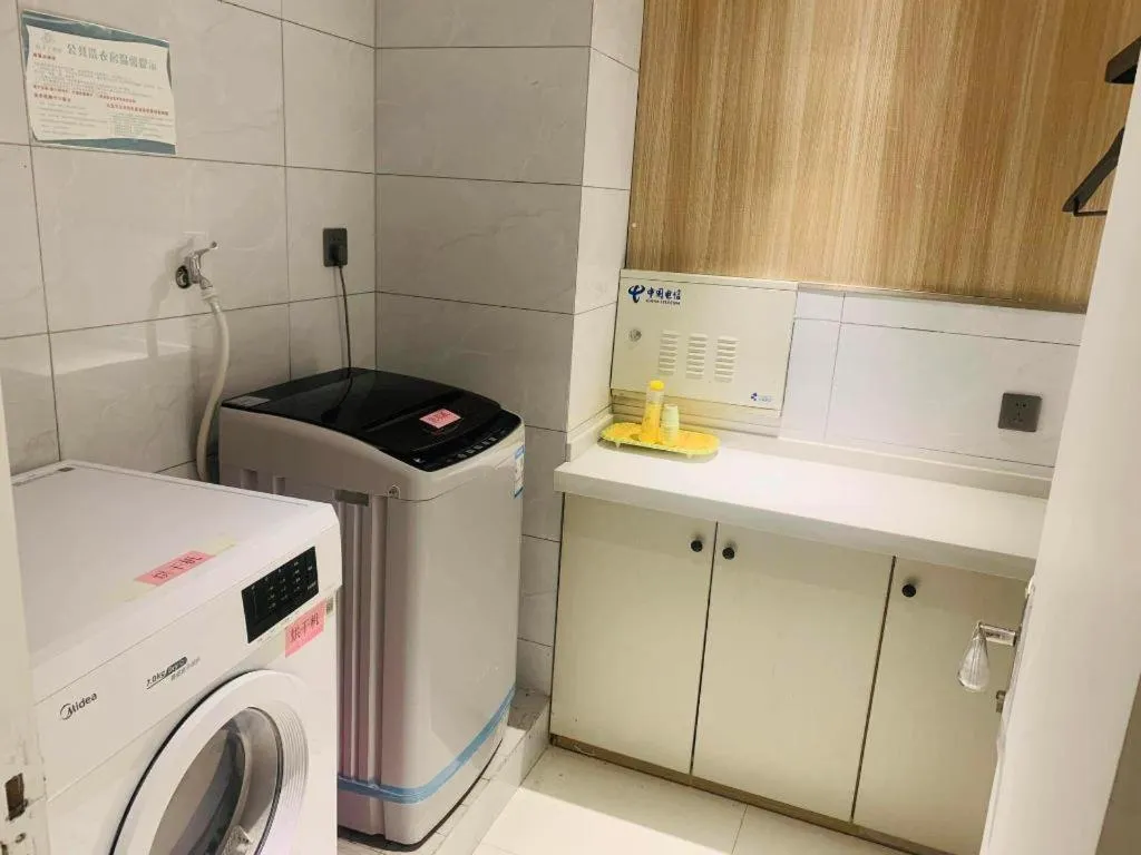 Magnotel Business Xuzhou Feng County Bus Station