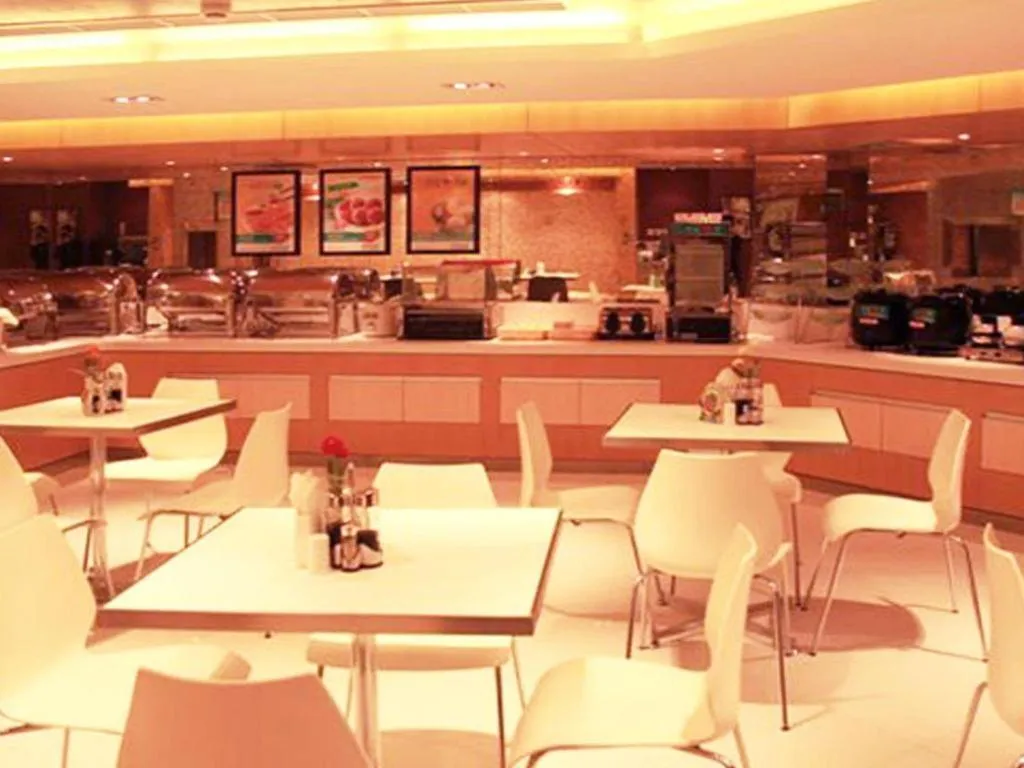 Magnotel Business Xuzhou Feng County Bus Station