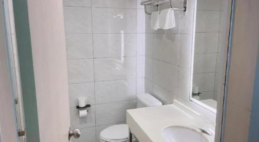 Magnotel Business Xuzhou Feng County Bus Station