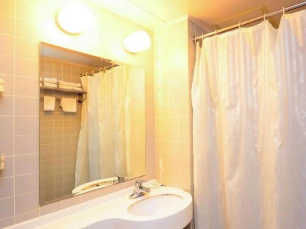 Magnotel Business Xuzhou Feng County Bus Station