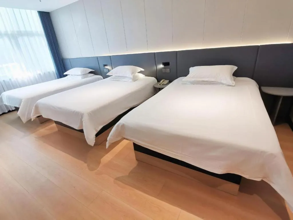 Bed in Jinjiang Inn Xuzhou Peixian Hancheng Road