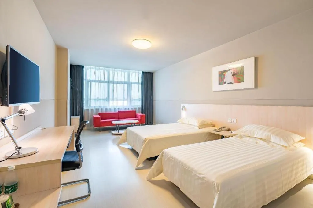 Bed in Jinjiang Inn Xuzhou Peixian Hancheng Road