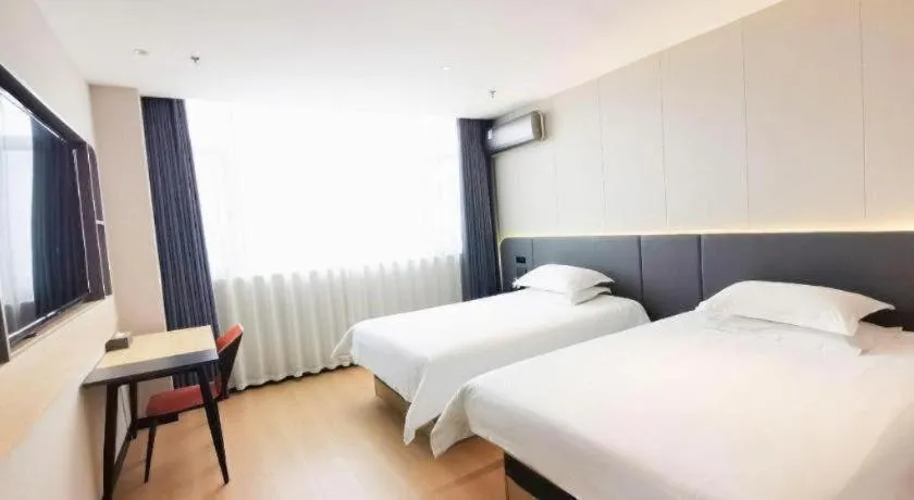 Bed in Jinjiang Inn Xuzhou Peixian Hancheng Road