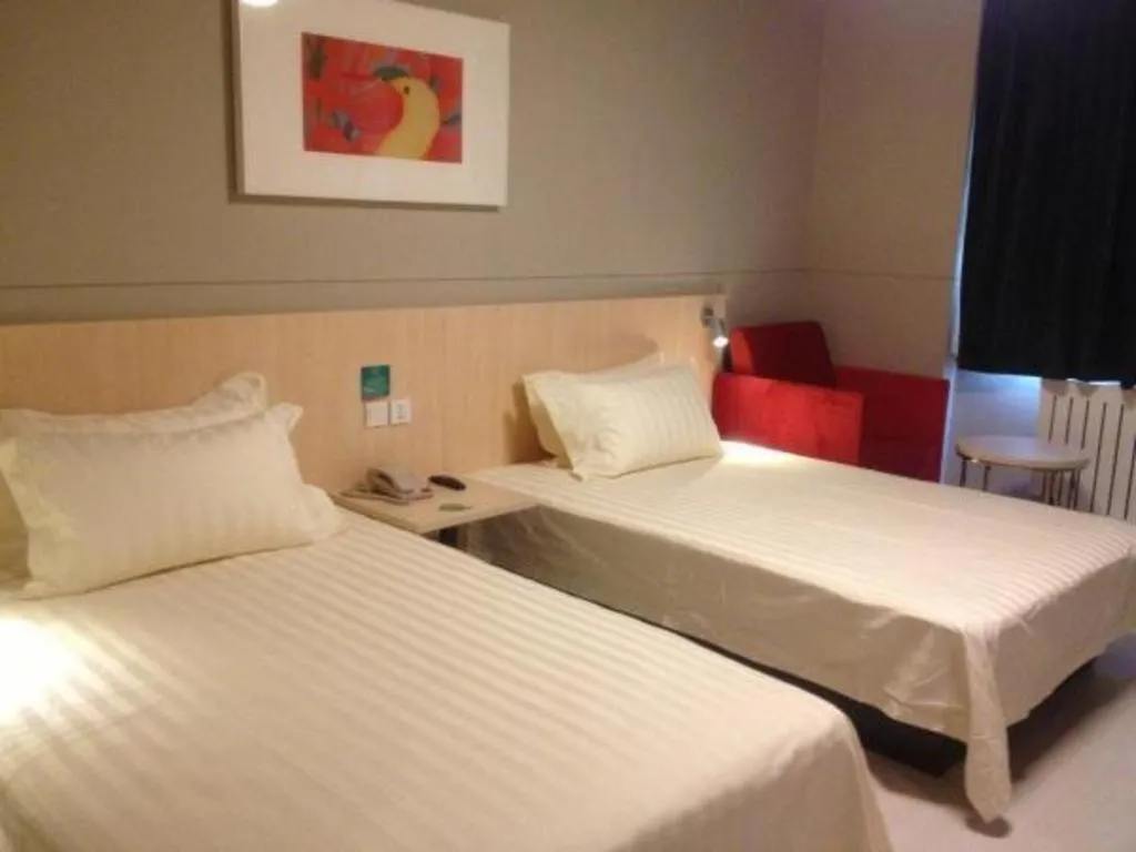 Bed in Jinjiang Inn Hotel Tianjin Xinkai Road Branch