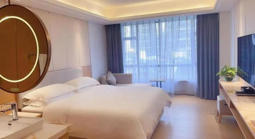 Bed in Guangzhou Rongjin hotel