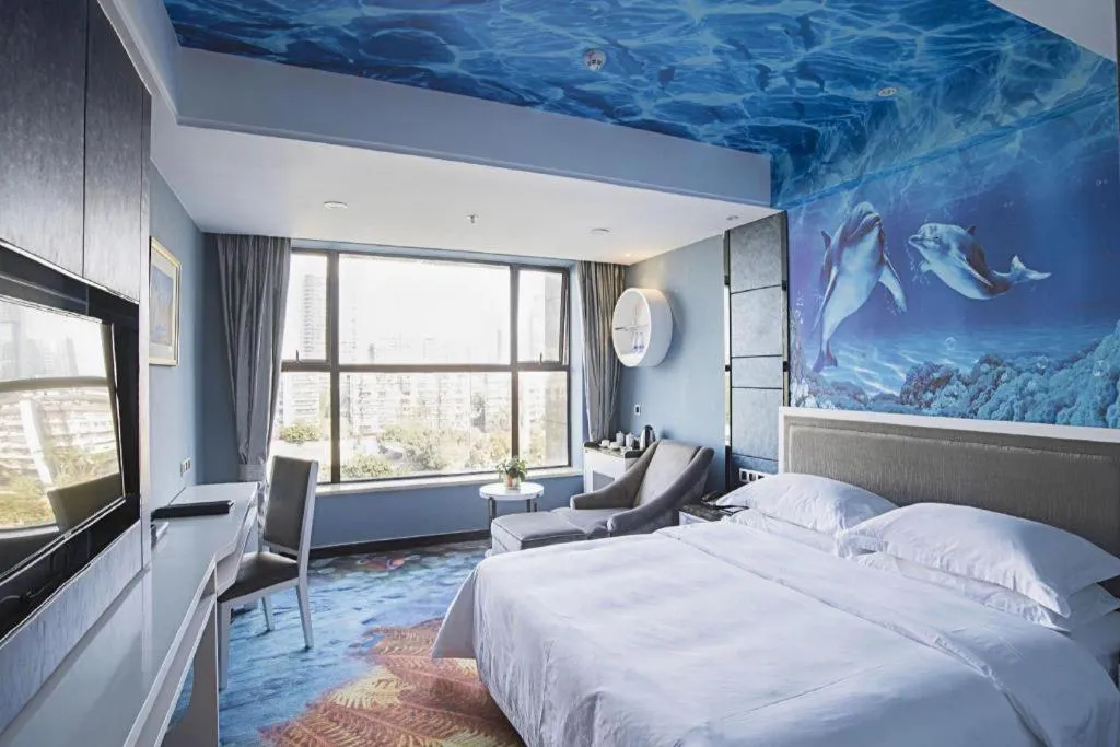 Bed in Guangzhou Rongjin hotel