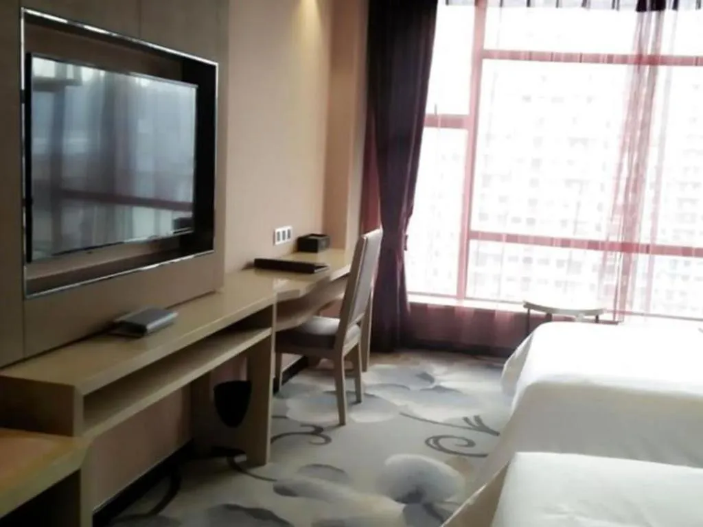 Bed in Guangzhou Rongjin hotel