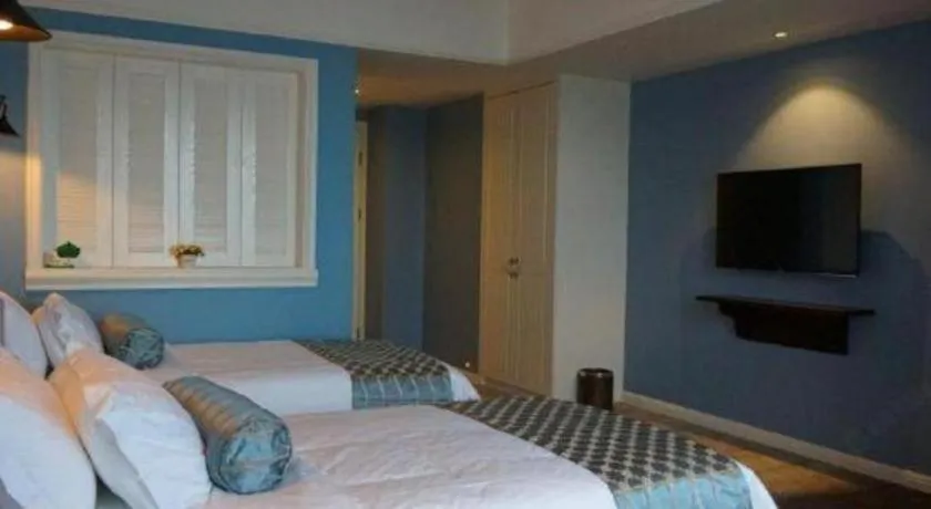 Bed in Guangzhou Impression Hotel