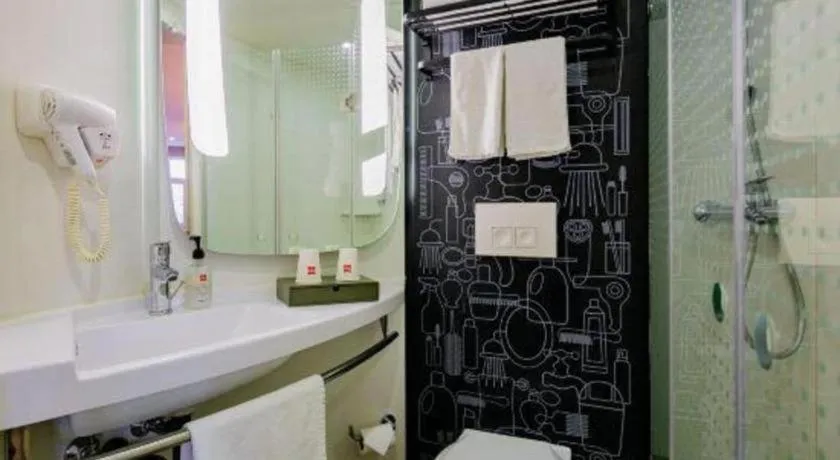 ibis Xi'an First Gaoxin RD