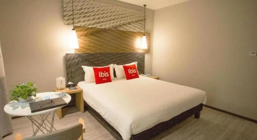 Bed in ibis Xi'an First Gaoxin RD